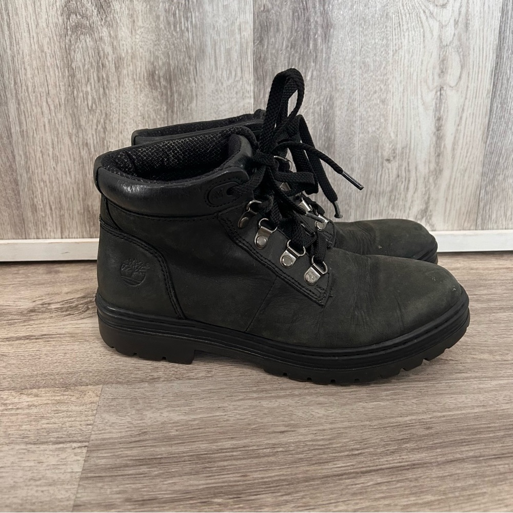Timberland Lace Up Work Boots Womens 7 Black Hiking Cottage Farm Outdoor Leathe